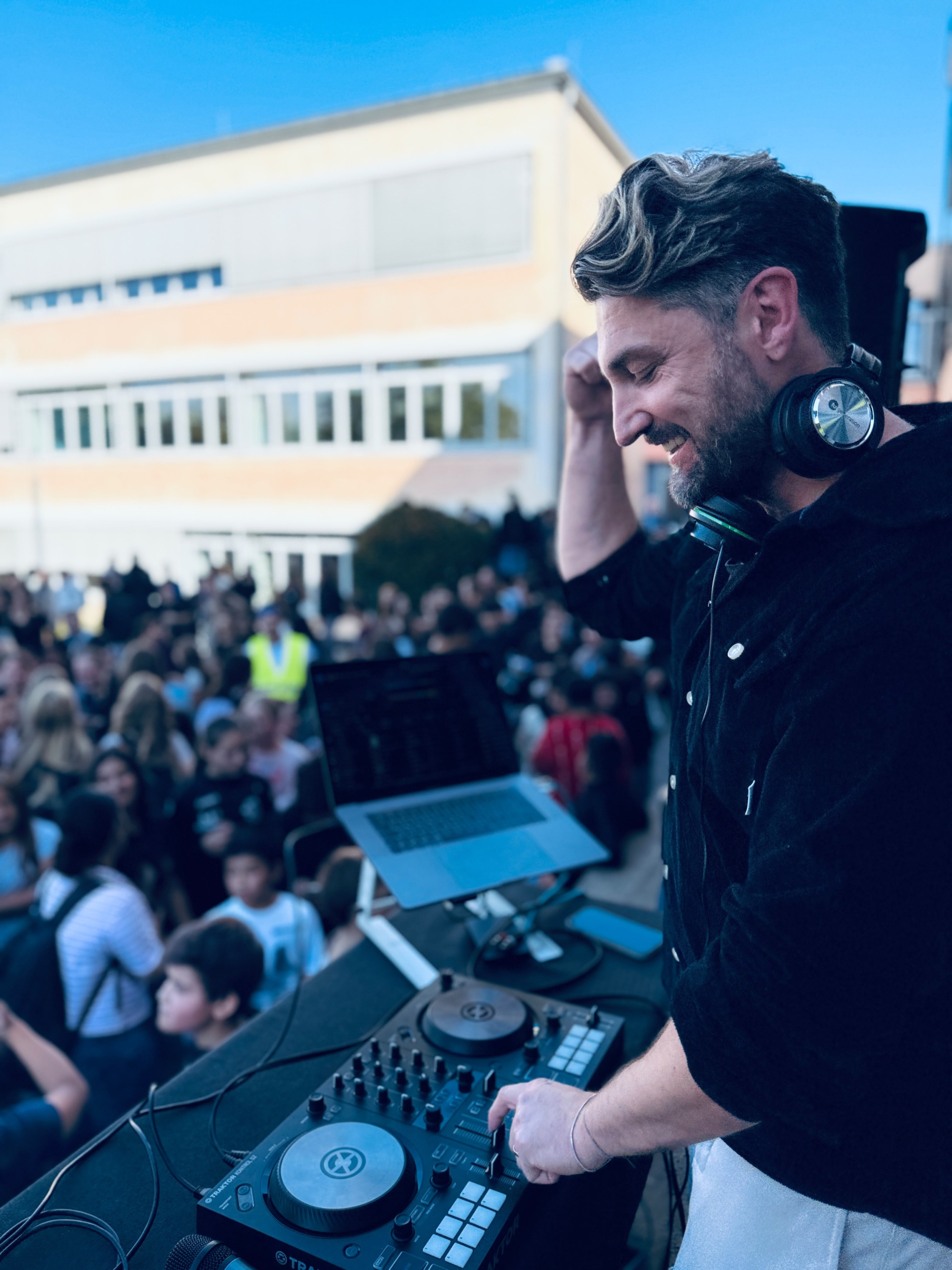 DJ Rosenhammer
